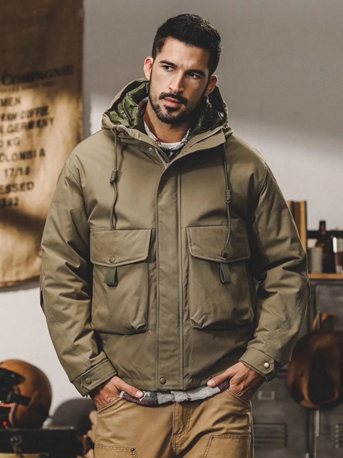 

Мужская зимняя утепленная куртка-пуховик в американском ретро-стиле, больших размеров, для активного отдыха, с капюшоном, молодежная модная модель