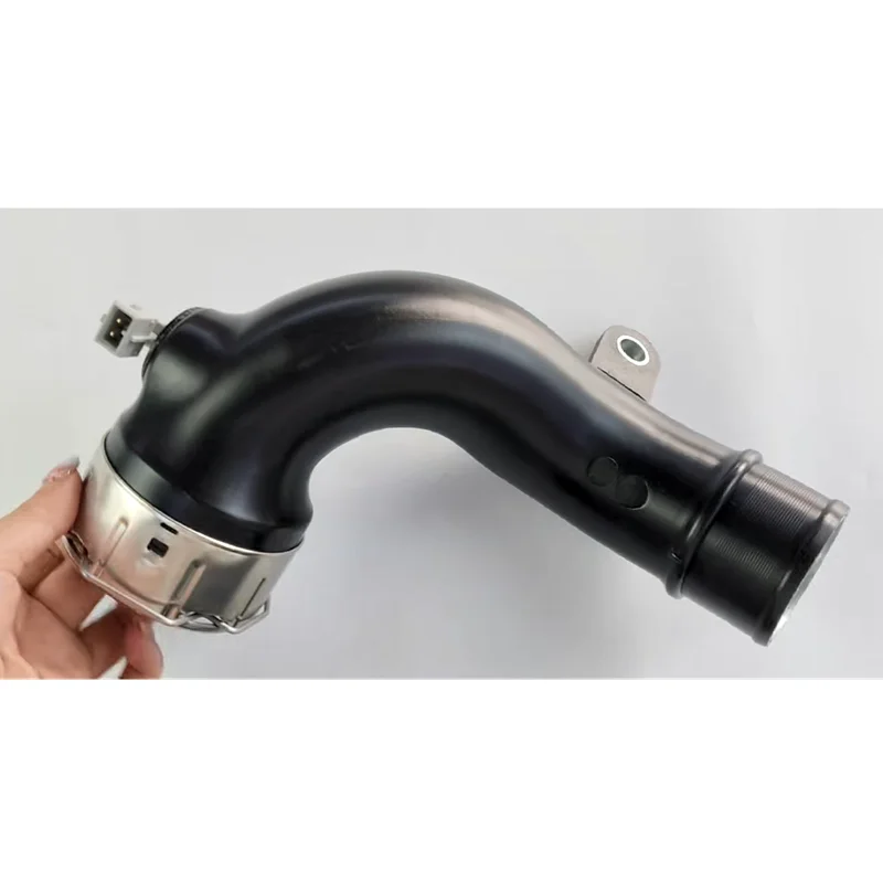 144604JA0C 14460-4JA0C Turbo Radiator Coolant Pipe for Nissan Navara 2015-2021 Air Intake Hose with Sensor Engine Intercooler