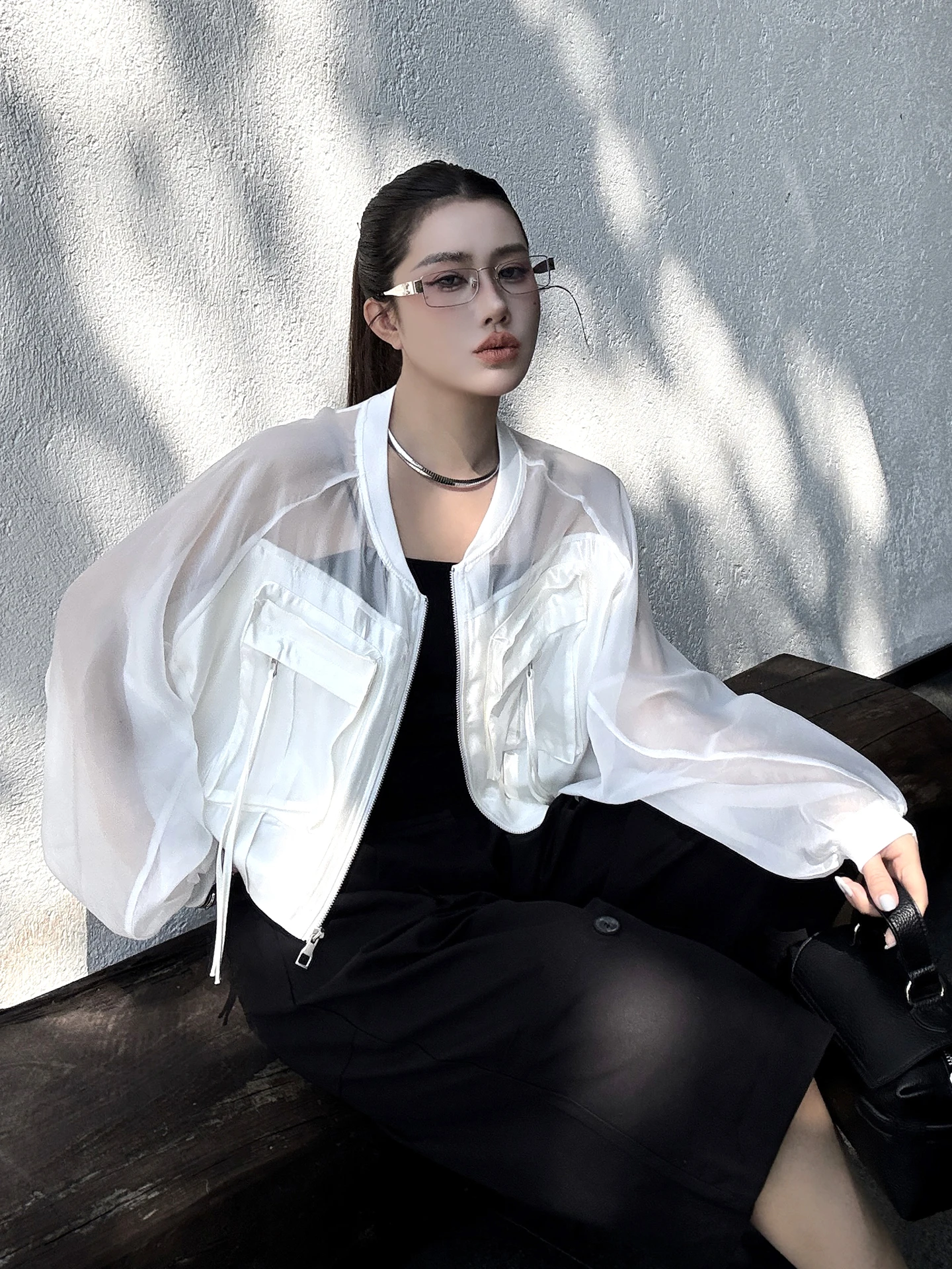 

Elegant Thin Women's Sun Protection Shirt Transparent Loose Short Sleeve Long Zipper Closure Color Minimalist Style