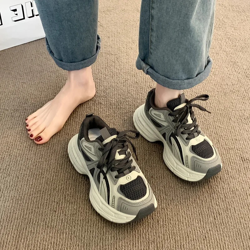 Scarpe da ginnastica vintage con suola spessa per papà da donna Scarpe da ginnastica casual rosse Ancora foderate in pile Scarpe da donna traspiranti