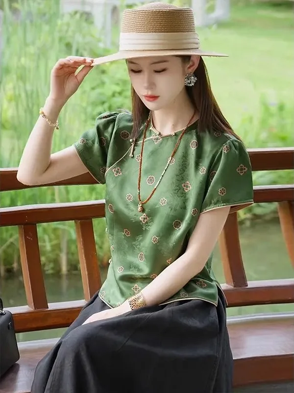 

Новая летняя женская футболка 2025 года с китайским национальным принтом, круглым вырезом, коротким рукавом, модная, с маленьким вырезом сбоку.