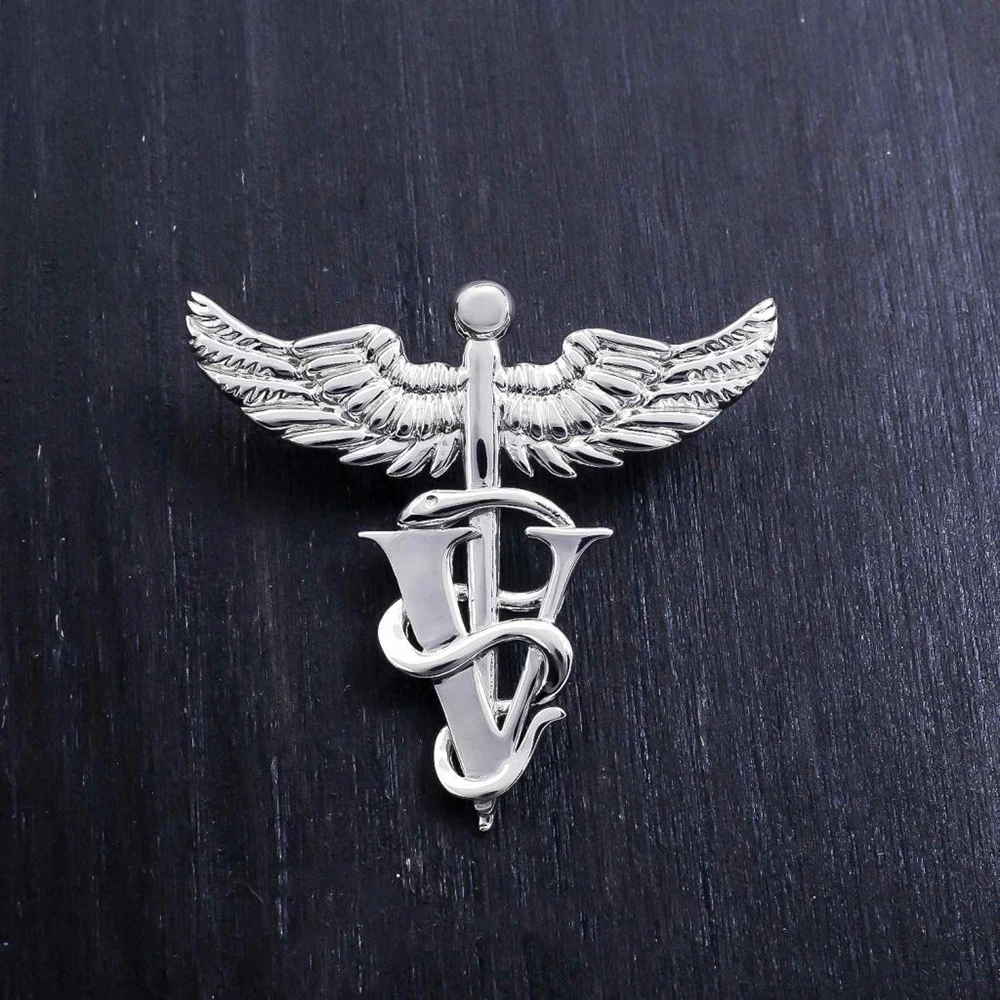 Hanreshe Medical Caduceus Veterinary Brooch Pins Snake Stick Wings Lapel Backpack Badge Pin Jewelry Gift for Doctors Nurses