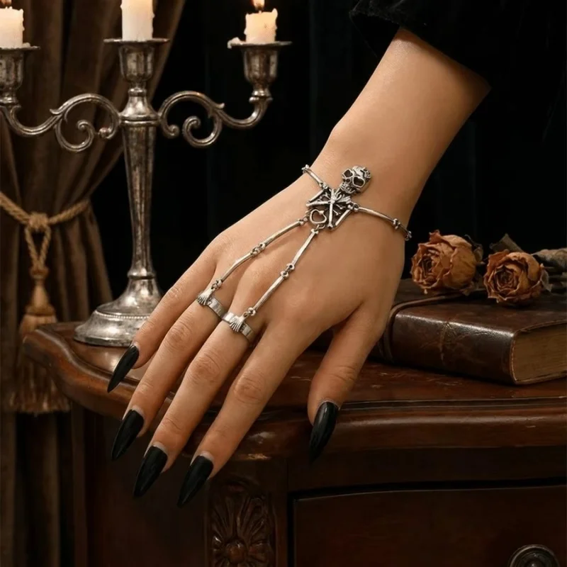 1pc Halloween Skeleton Rings Bracelet Gothic Silver Vintage Hand Harness Skull Bone Link Slave Bracelet Punk Rock Wrist Jewelry