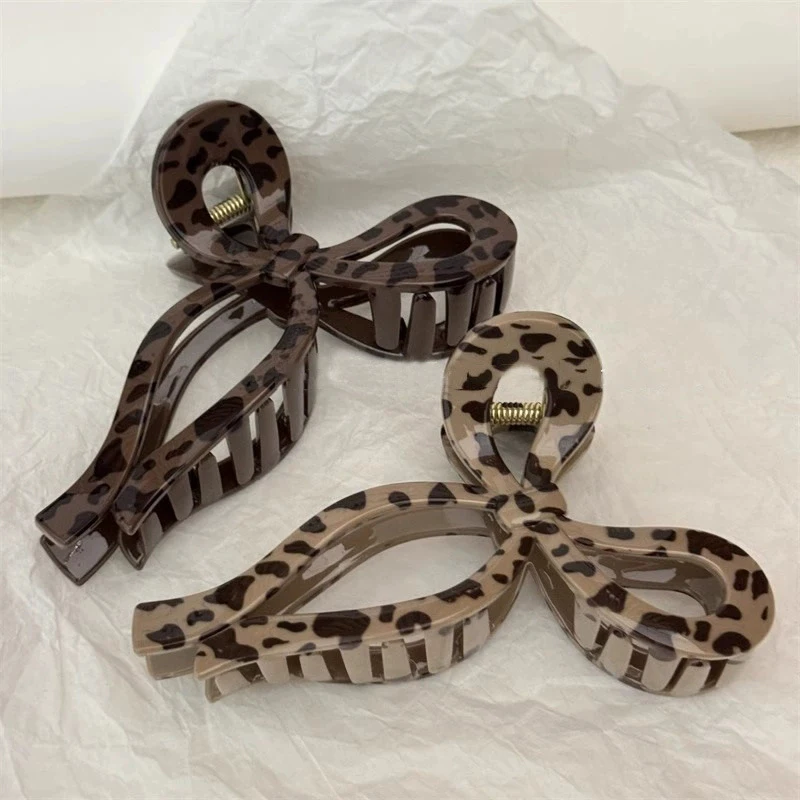 Neue Pferdeschwanz Leopard Schleife Große Haar Klaue Krabbe Haar Zubehör für Frauen Zurück Kopf Shark Clip Haarnadeln Mädchen Haarspangen Stirnbänder