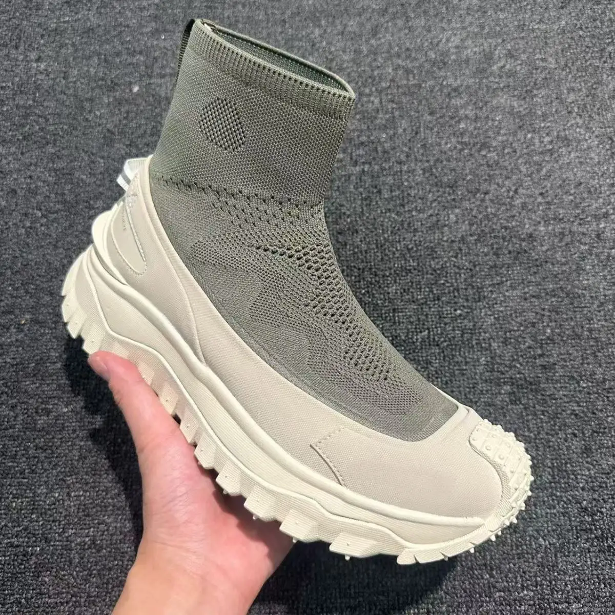 

Men's Walking Shoes & Casual Footwear Comfortable and Versatile Unisex Outdoor Walking & Hiking Trainers