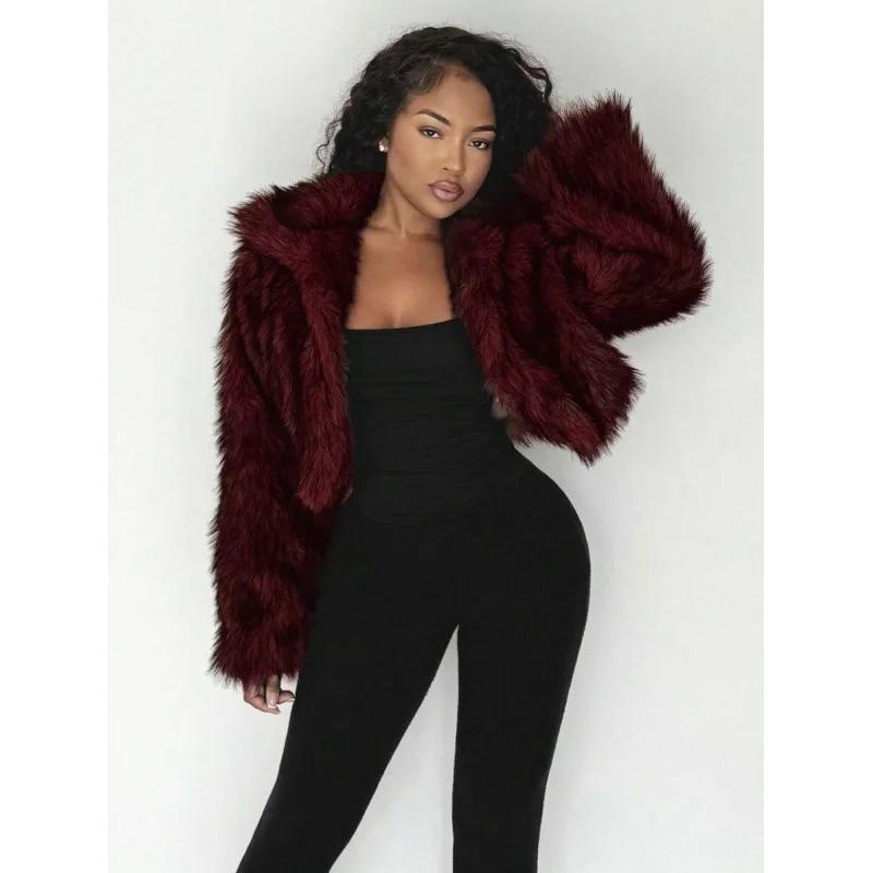 

Короткое пальто из меха норки для женщин, модная коллекция Весна 2026, короткий фасон из меха кролика, без бренда, доступно в магазинах, с возможностью регистрации товарного знака