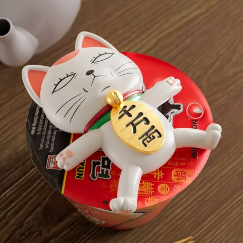 Dan da dan turbo vovó maneki neko estatueta de ação modelagem gato modelo personalizado brinquedo coleção pressionado macarrão instantâneo presente