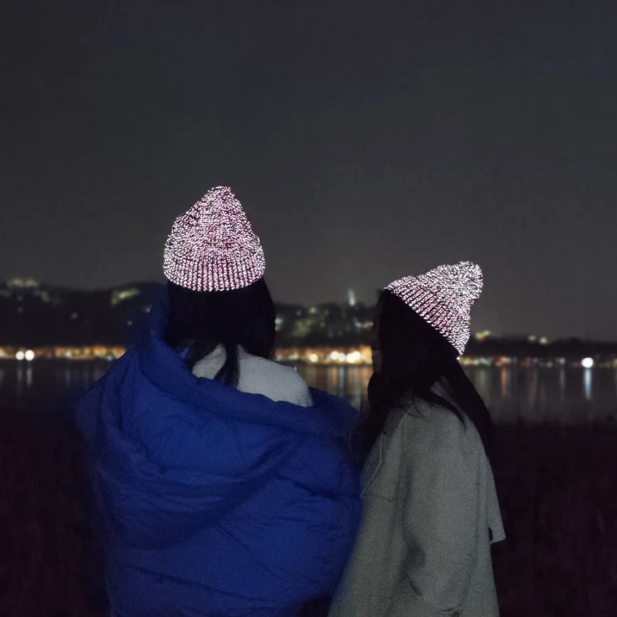 Nachtleuchtende Reflektierende Strickmütze Hochsichtbare Im Dunkeln Leuchtende Sicherheitsmütze Neon Wintermütze für Männer und Frauen – Detail 11