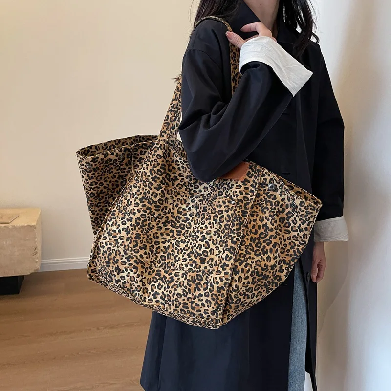 Fashion Leopard Print Women Shoulder Bags PU Leather large Capacity ladies Purse and Handbag Shopping bag Travel Big Totes bolsa