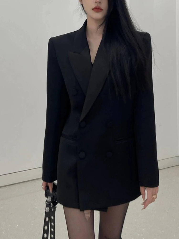 Cappotto blazer slim fit elegante moda coreana da donna con scollo a V manica lunga doppio petto cappotto nero casual blazer stile ufficio