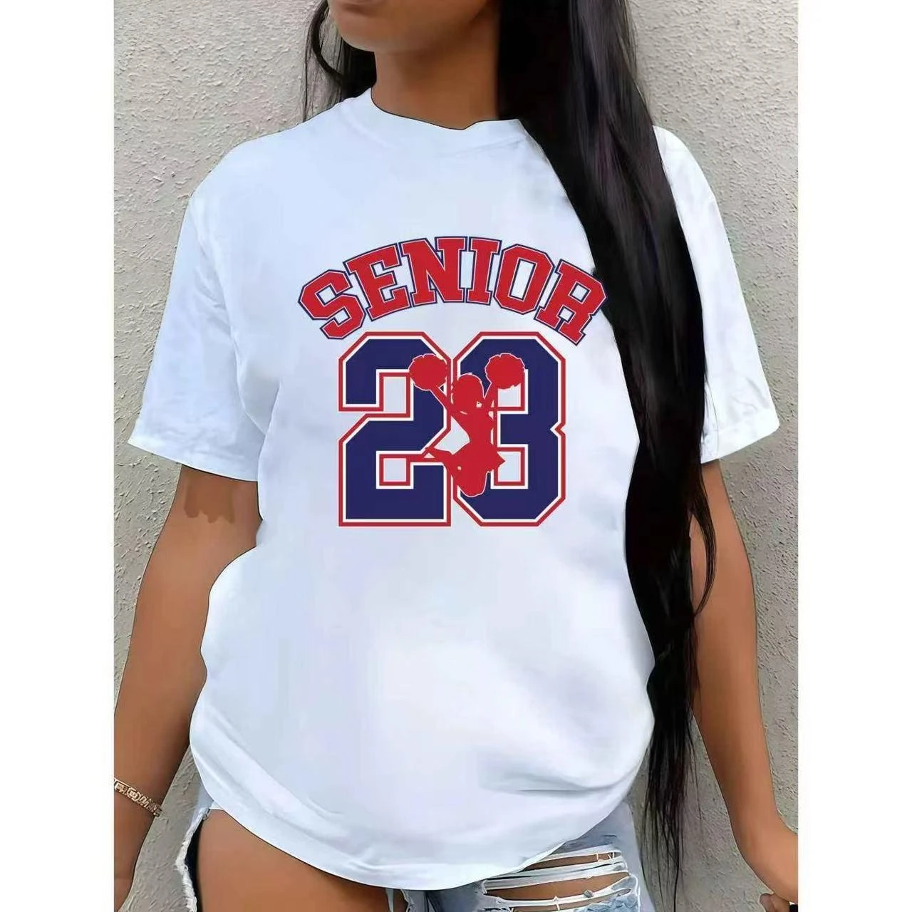 

Women's Senior Cheerleader 23 Print T-shirt Short Sleeve Loose Fit Casual Graduation Team Spirit Top School Alumni Gift
