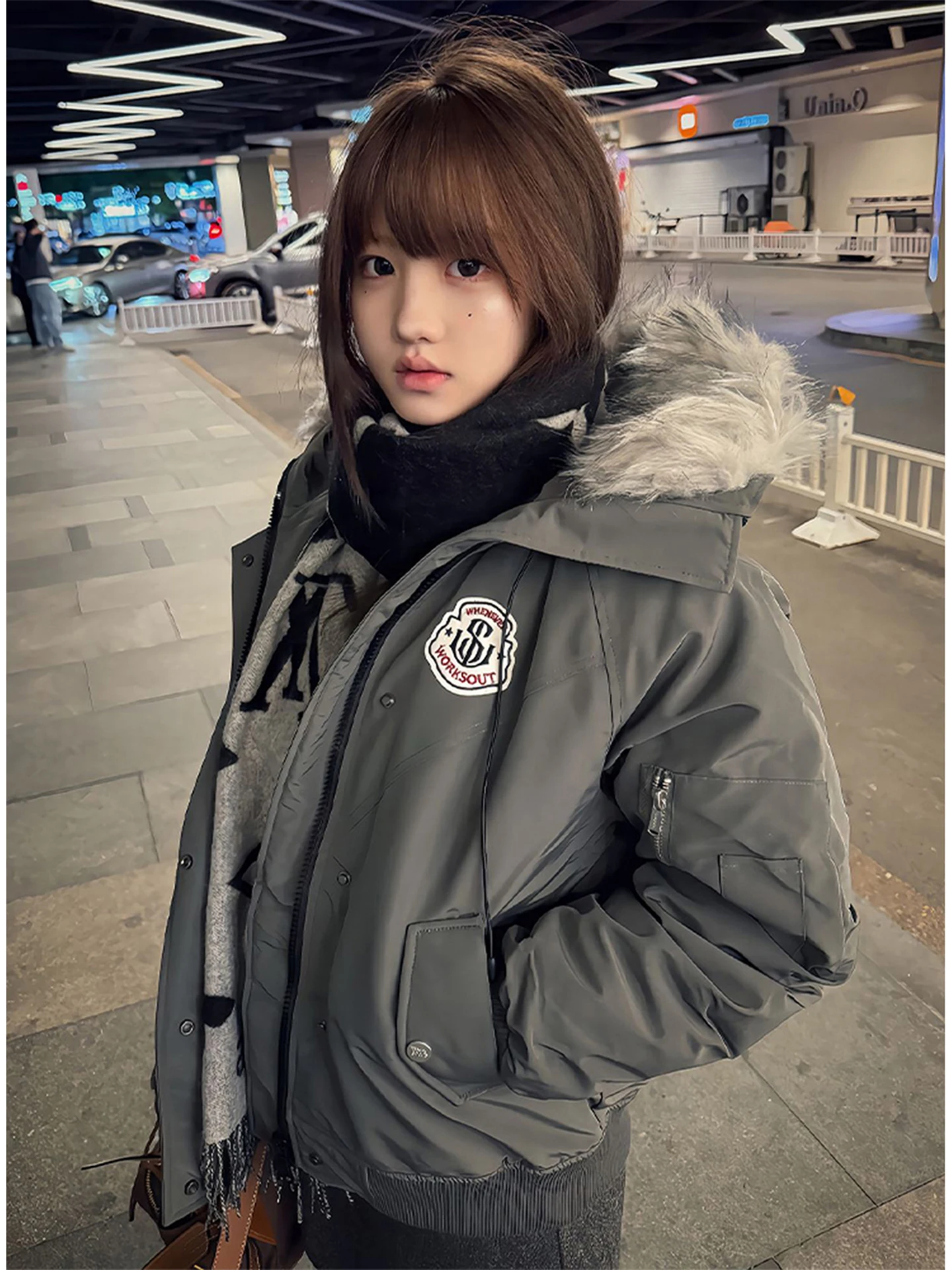 

Зимняя куртка унисекс с меховым воротником и капюшоном, теплая повседневная хлопковая рабочая одежда, молодежная, свободного кроя, длинный рукав