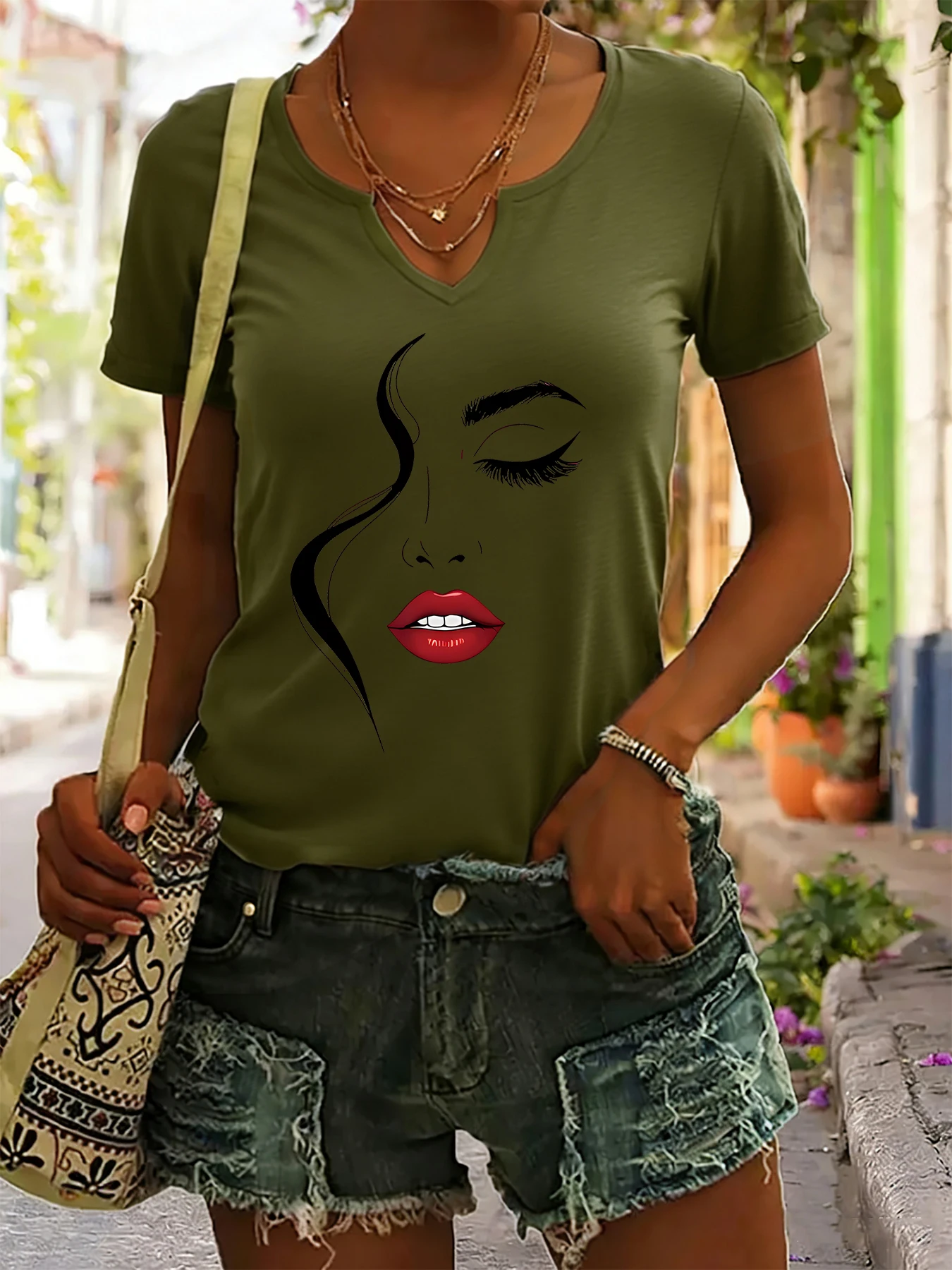Women's Summer V-Neck Short Sleeve T-Shirt, Abstract Wink Face Line Art Print, Glamorous Aesthetic Casual Fashion Top