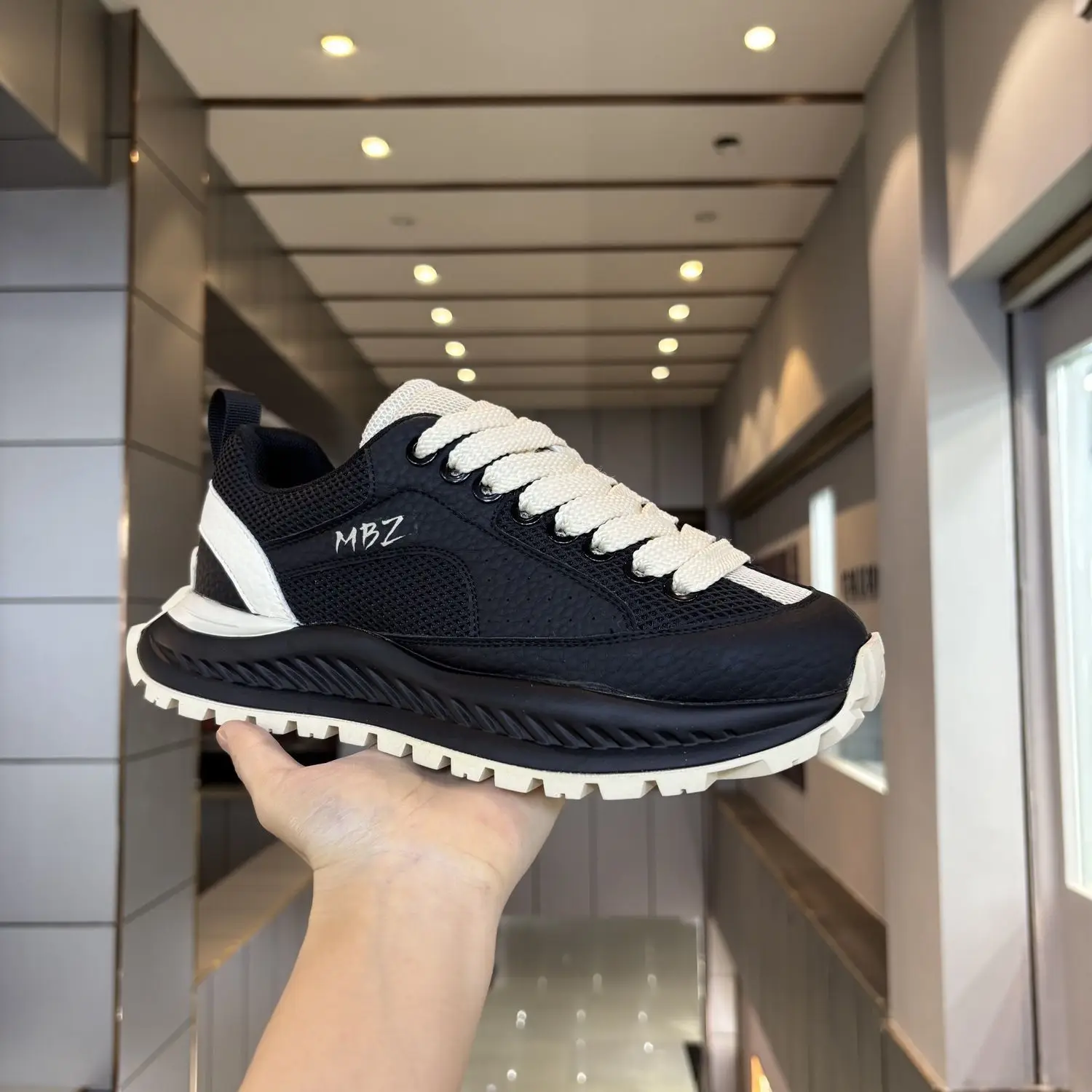 

Daily casual sports shoes soft elastic sole minimalist design wear resistant lightweight sneakers for men women outdoor scenes
