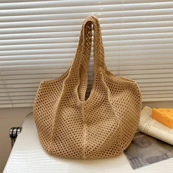 Modne szydełkowe torby dla kobiet Letnia torba plażowa Duża pojemność Wydrążona dzianinowa torebka Bohemian Boho Straw Shoulder Bag