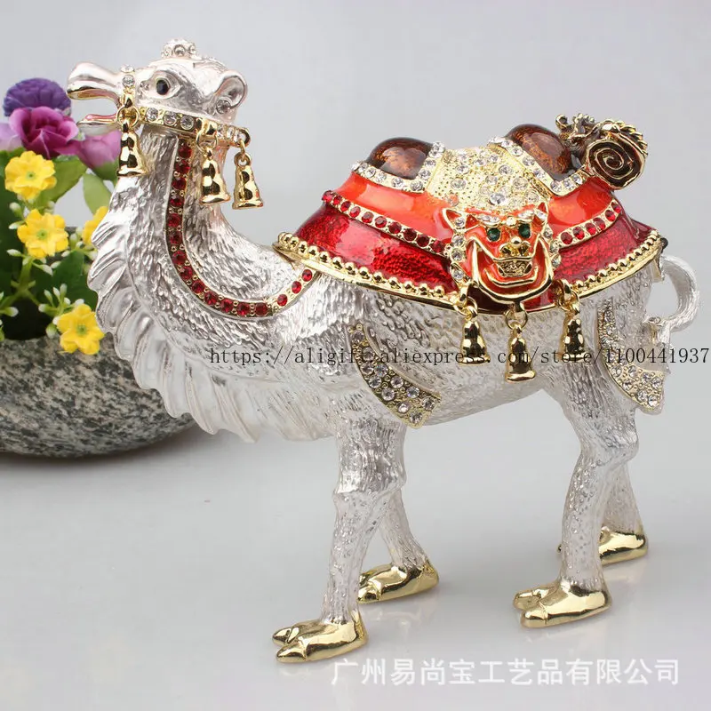 

Metal Enamel Camel Decor Handcrafted Jewelry Box Unique Desert-Themed Gift Luxury Desk Sculpture Jewelry Organizer
