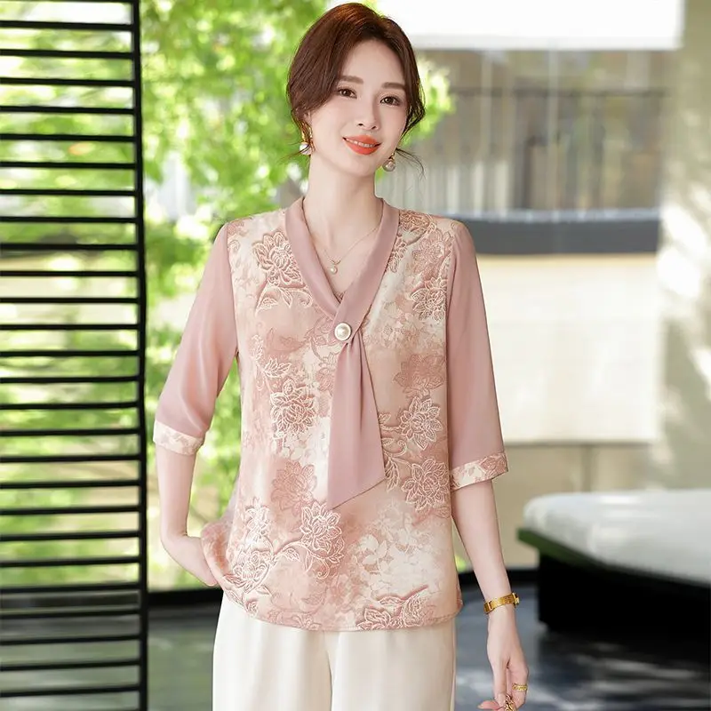 

New Arrival Elegant Women's Clothing Middle-aged and Elderly Wear Lightweight Simple Versatile Top Blouses Stylish Chiffon Shirt