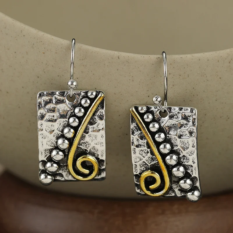 Vintage Hammer Patterned Square Women's Earrings Spiral Rolled Bead Texture Two Color Pendant Earrings Niche Style Jewelry