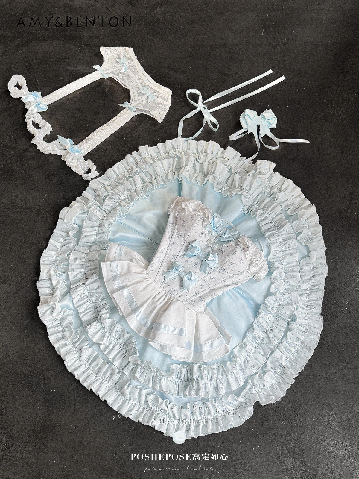 Ensemble jupe Lolita pour fille, tempérament rétro pastoral, épaules dénudées, nœud imprimé, haut sans bretelles, jupe Tutu, ensemble deux pièces pour femmes