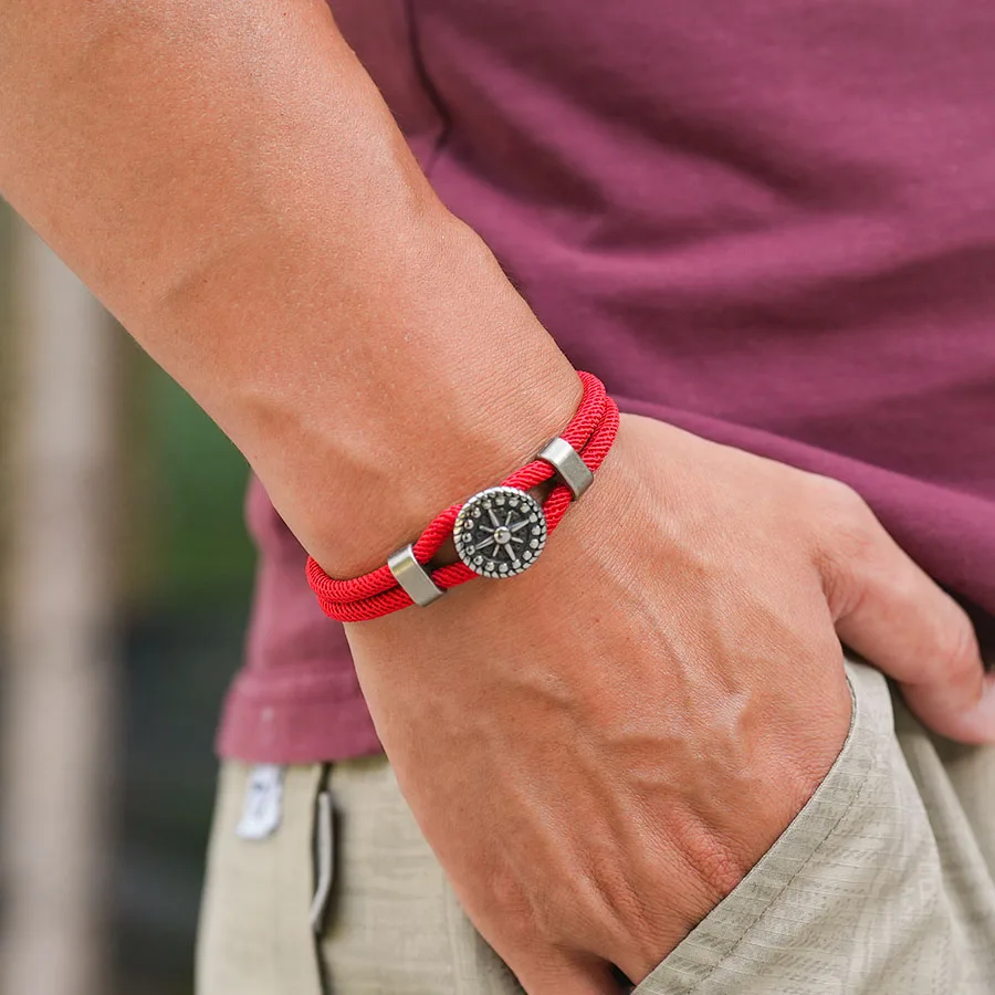 

Noter Retro Navigation Compass Bracelet For Men 5 Colors Grade A 4mm Silk Rope Braclet Bangle Cool Riding Hand Accessories Joias