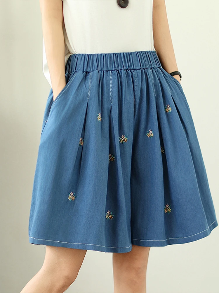 NYFS 2025 Vintage Women's Loose plus Size Jeans Solid Elastic Waist Knee Length Denim Shorts Trousers Summer - Image 3