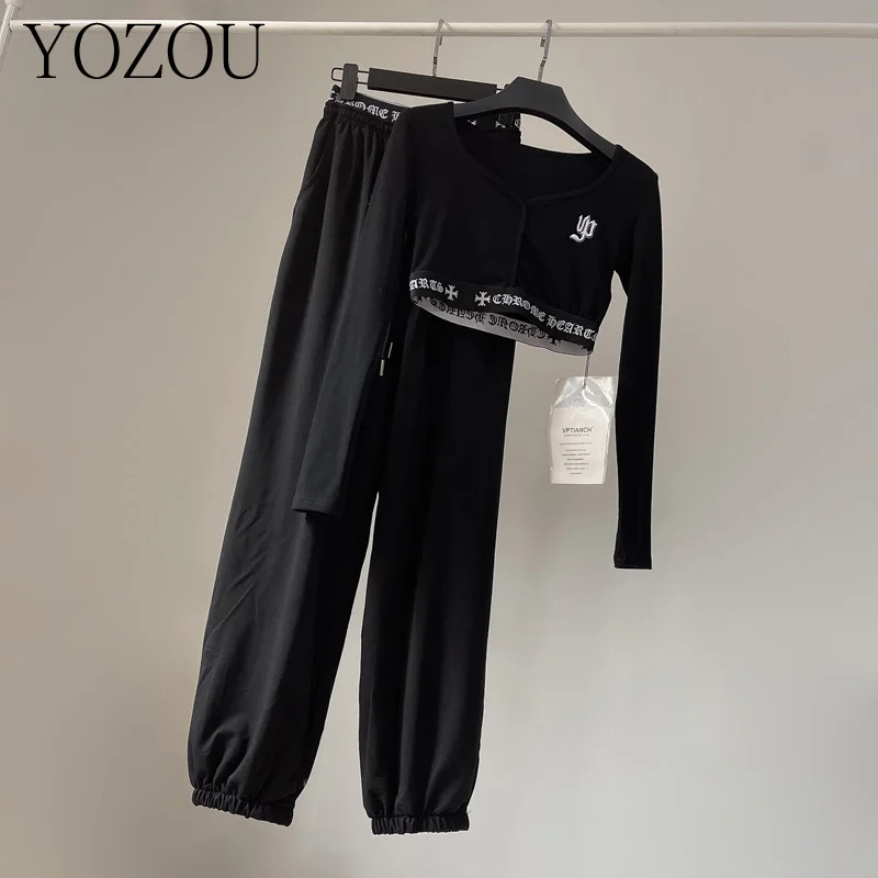 

Женский спортивный костюм с вышивкой [YOZOU], черный комплект из двух предметов, уличная одежда с готической вышивкой, укороченный топ в стиле K-POP, спортивная одежда, мешковатые спортивные штаны, брюки