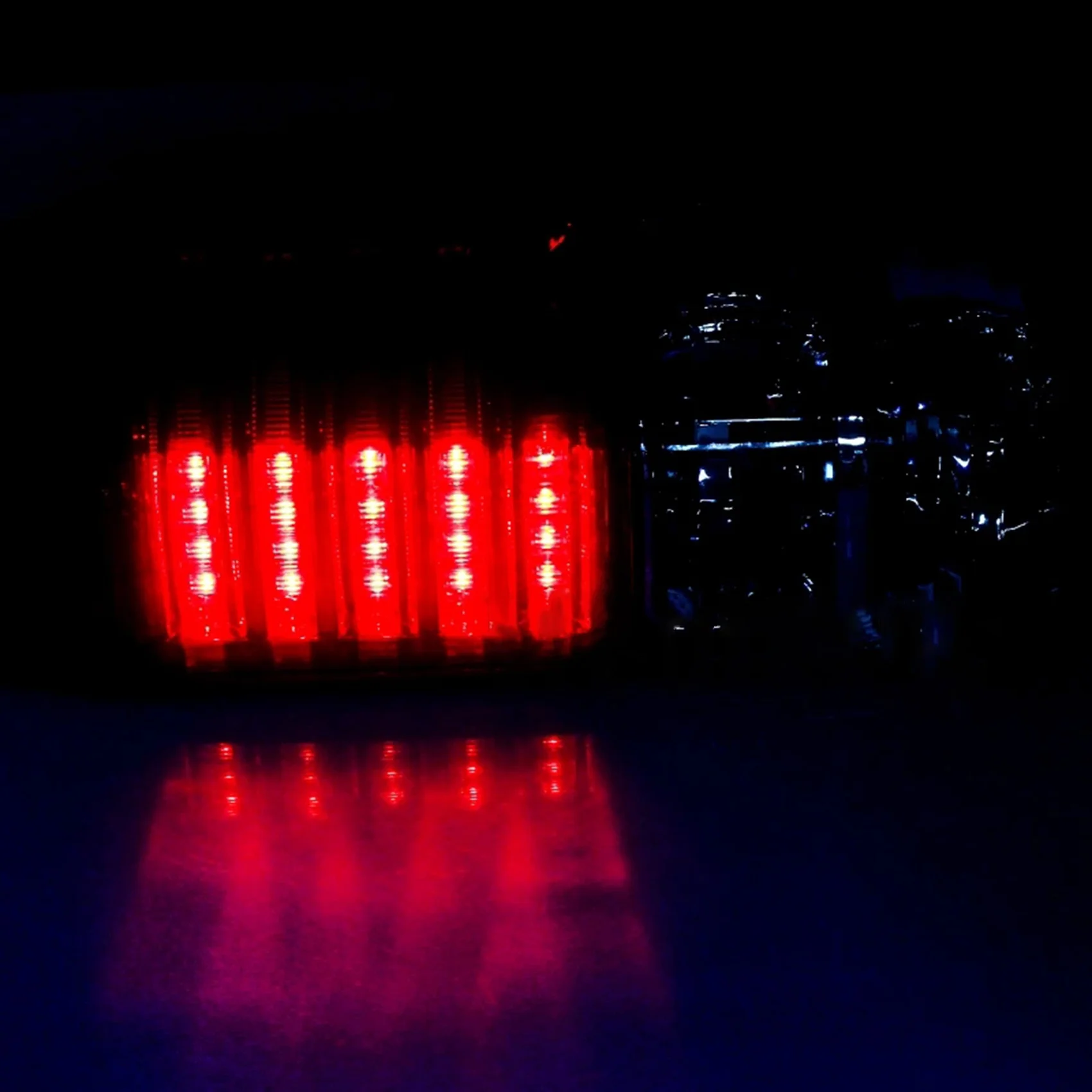 

Car Rear Tail Light For Toyota Land Cruiser Prado LC70 LC76 LC77 LJ77 RJ77 FZJ76 GRJ76 HZJ76 4500 Tail Lamp-A28K