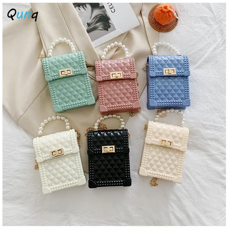 

2023 Qunq Summer Ins New Girls Fashion Solid Chain Lovely Crossbody Hasp Small Square Bag Casual Kids Backpack Holiday Gift