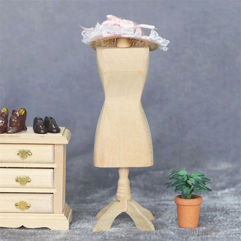 1Pc 1:12 Dollhouse Miniature Wooden Mannequin Hanger Doll Clothes Display Holder Home Furniture Decor DIY Dollhouse Accessories