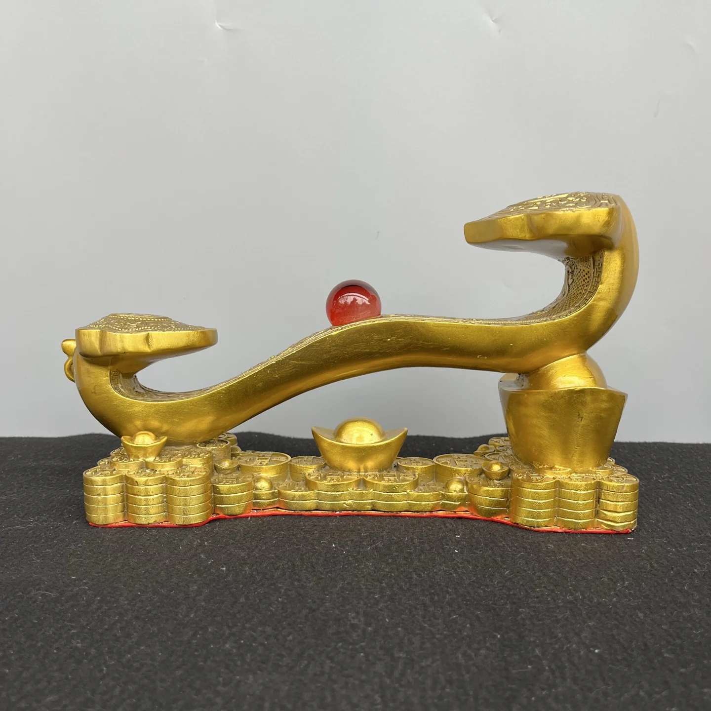Brass Mosaic Gem Wealth texture Ruyi Yuanbao coin base screen get rich Study Amass wealth Ornaments Town house
