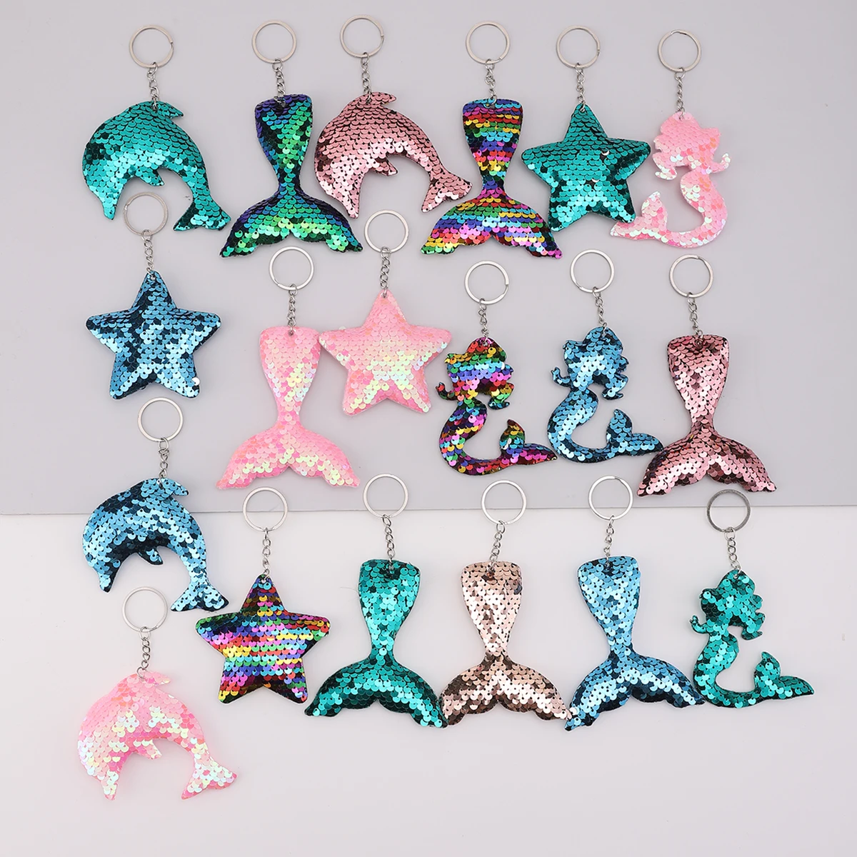 19pcs Glitter Reversible Sequins Mermaid Tails Keychain Cute Cartoon Bag Key Chain Keyring Ornament Bag Purse Charm Accessories