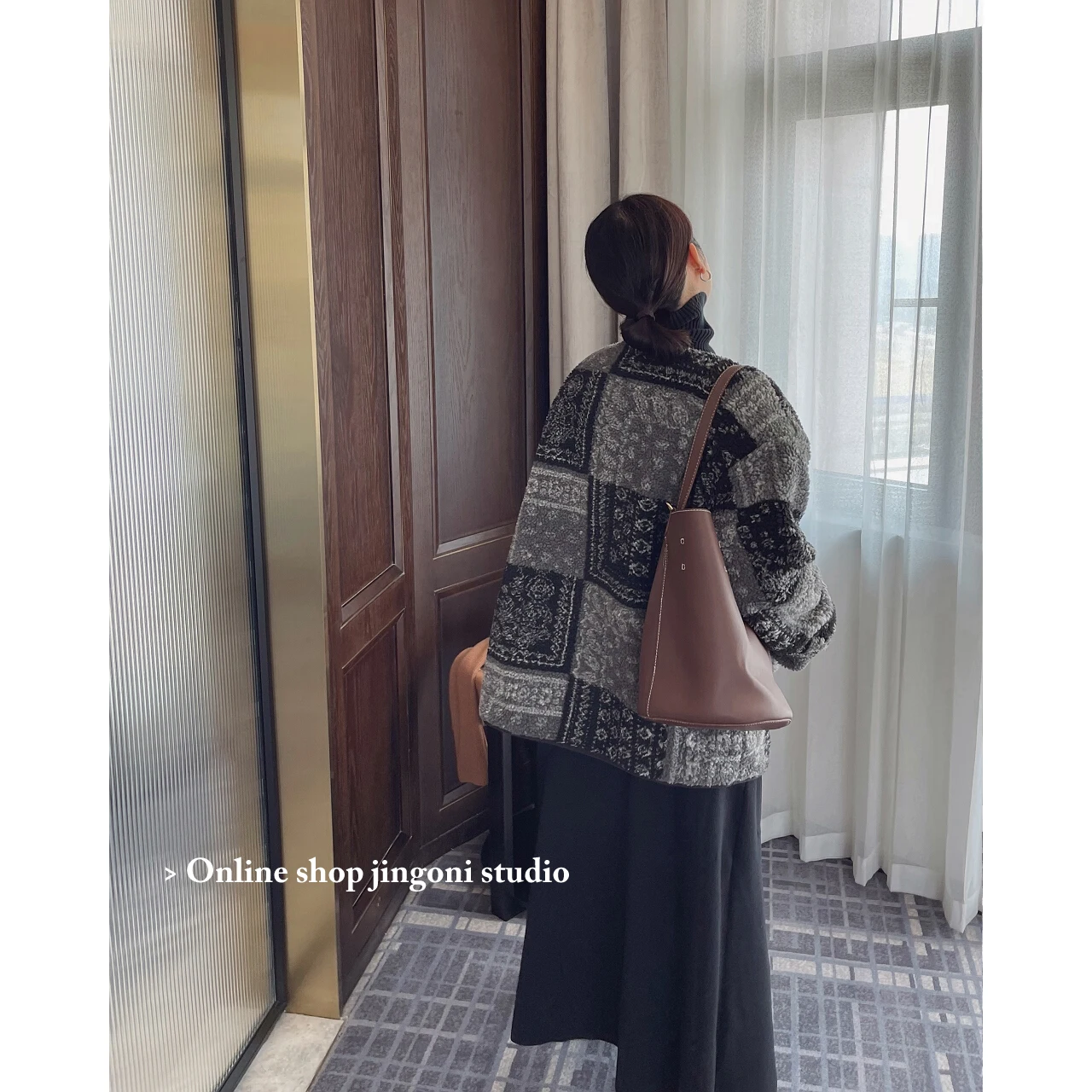2022 Women Plaid Woolen Faux Fur Teddy Jackets Blazer Trench Coats Y2k Clothes Parkas Heavy Down Winter Oem Stylish Outerwear