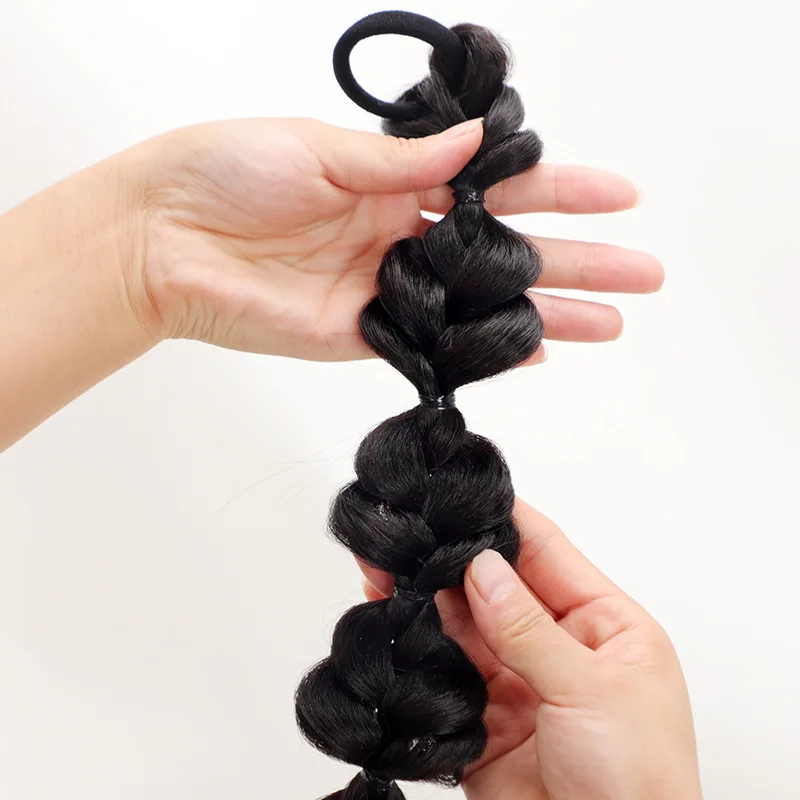 Peruka z syntetycznymi warkoczami typu bubble braid, długa peruka z warkoczami z gumkami do włosów dla dziewcząt, naturalne warkocze typu lantern braid.