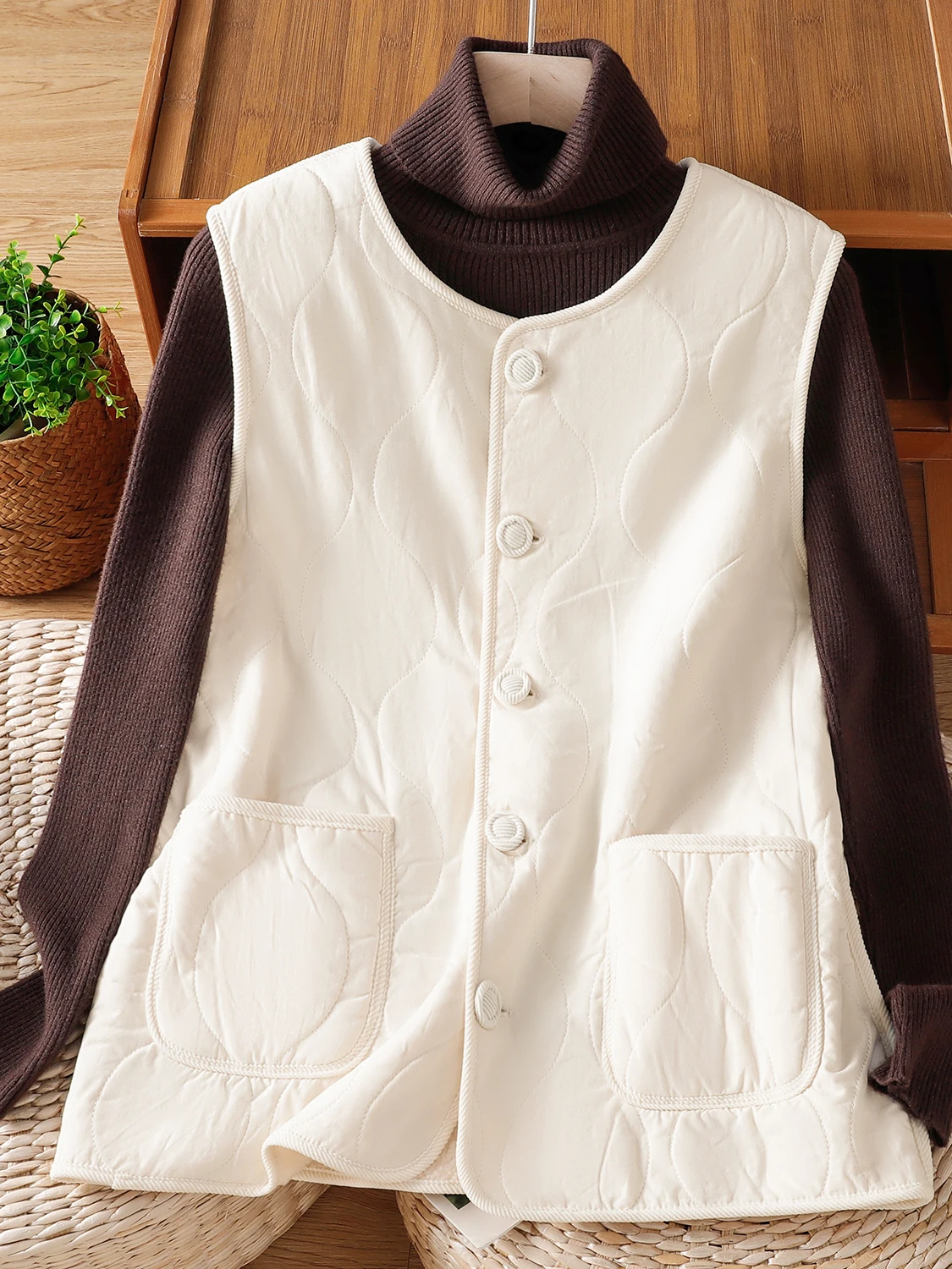 

Ele Double-Sided Wear Lamb Fur Vest Women's Faionable Warm Svel Jaet Thiened Winter round Ne Single Button