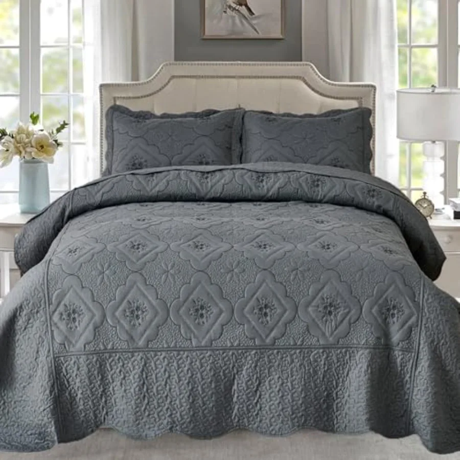 

Комплект постельного белья с цветочной вышивкой, 3 предмета, размер Queen, классический ромбовидный узор, ультрамягкий, легкий, двусторонний.