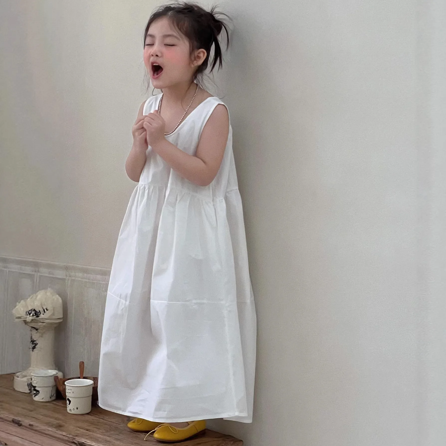 2026 Spring and Summer New Korean White Tank Top Dress for Girls Simple and Loose Casual Long Dress