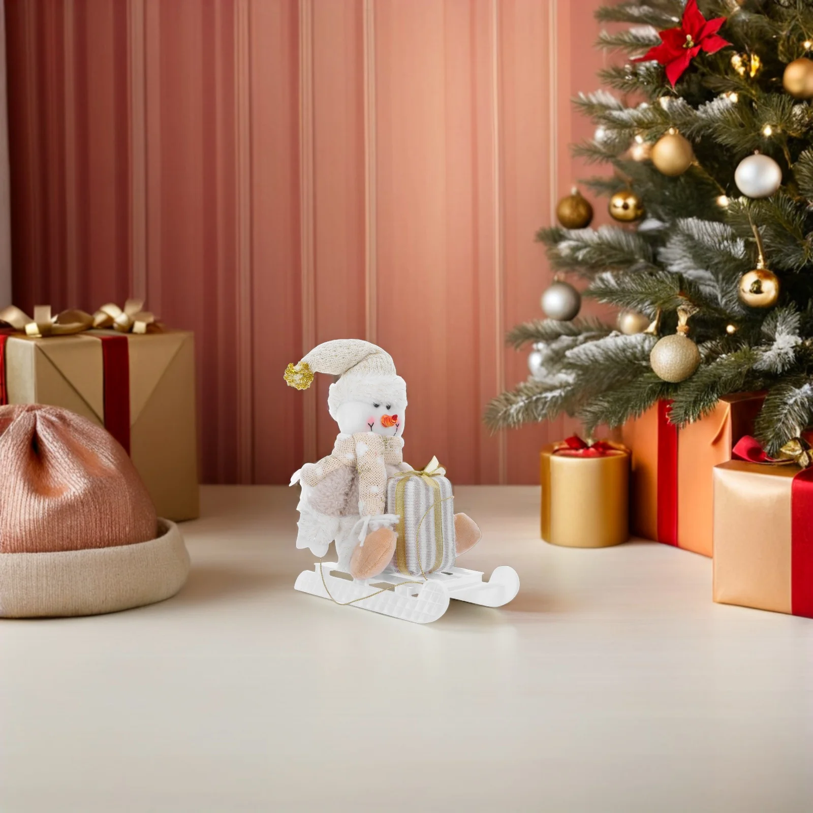 

Christmas Decoration Sled Desktop Ornament Decorations Stuffed Pp Cotton Snowman with Fireplace