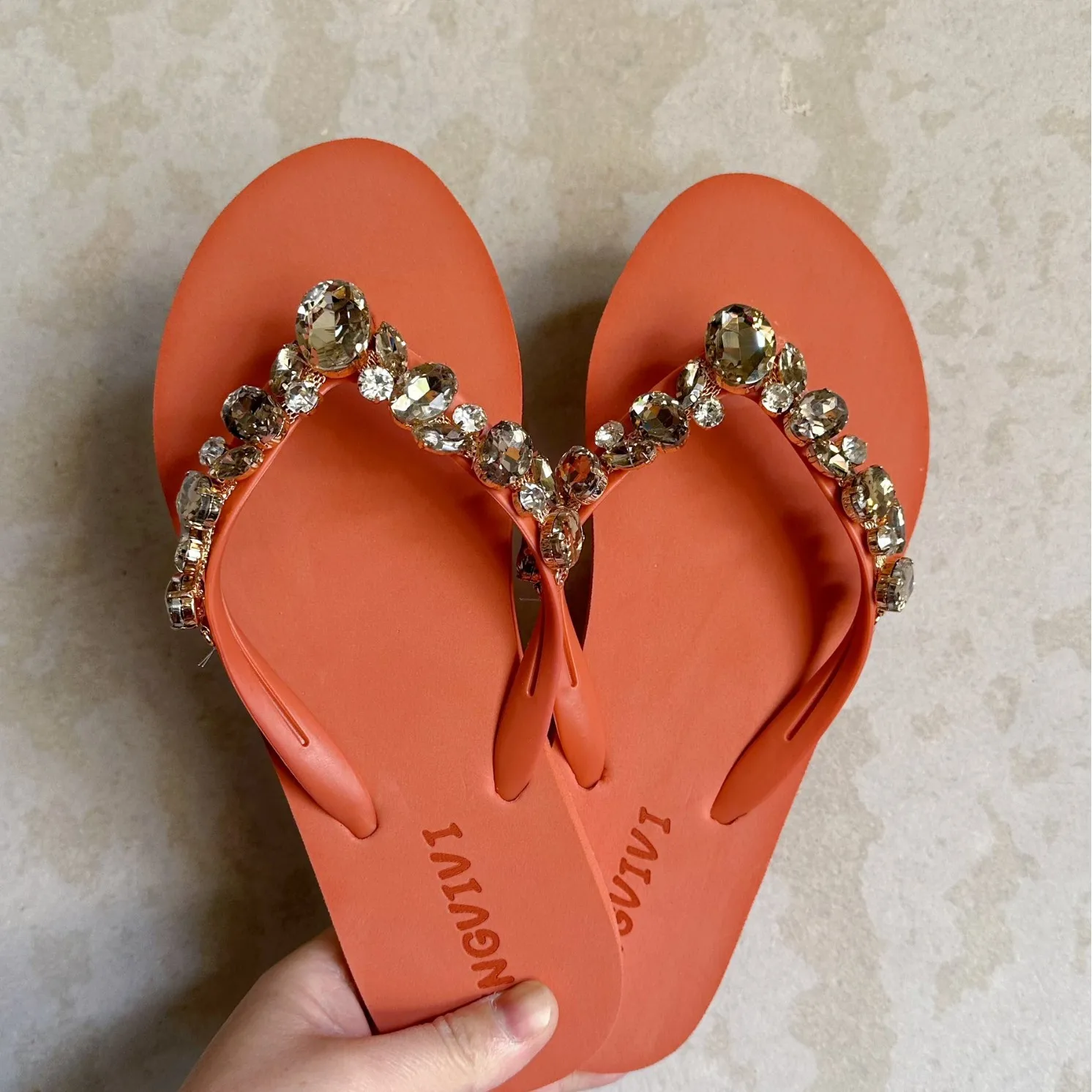 

Summer new rhinestone flip-flops women's flat heels fashion toe drags casual non-slip summer beach cool slippers