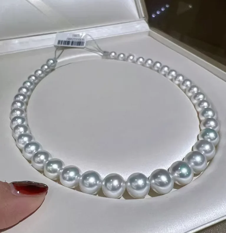 

Rare new SOUTH SEA WHITE PEARL NECKLACE 17"10-14MM