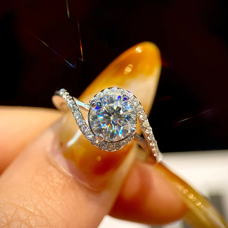 

DWJ 1ct Round Moissanite Diamond Personalized Lines Ring for Women Party Real 925 Sterling Silver Luxury High Quality Jewelry