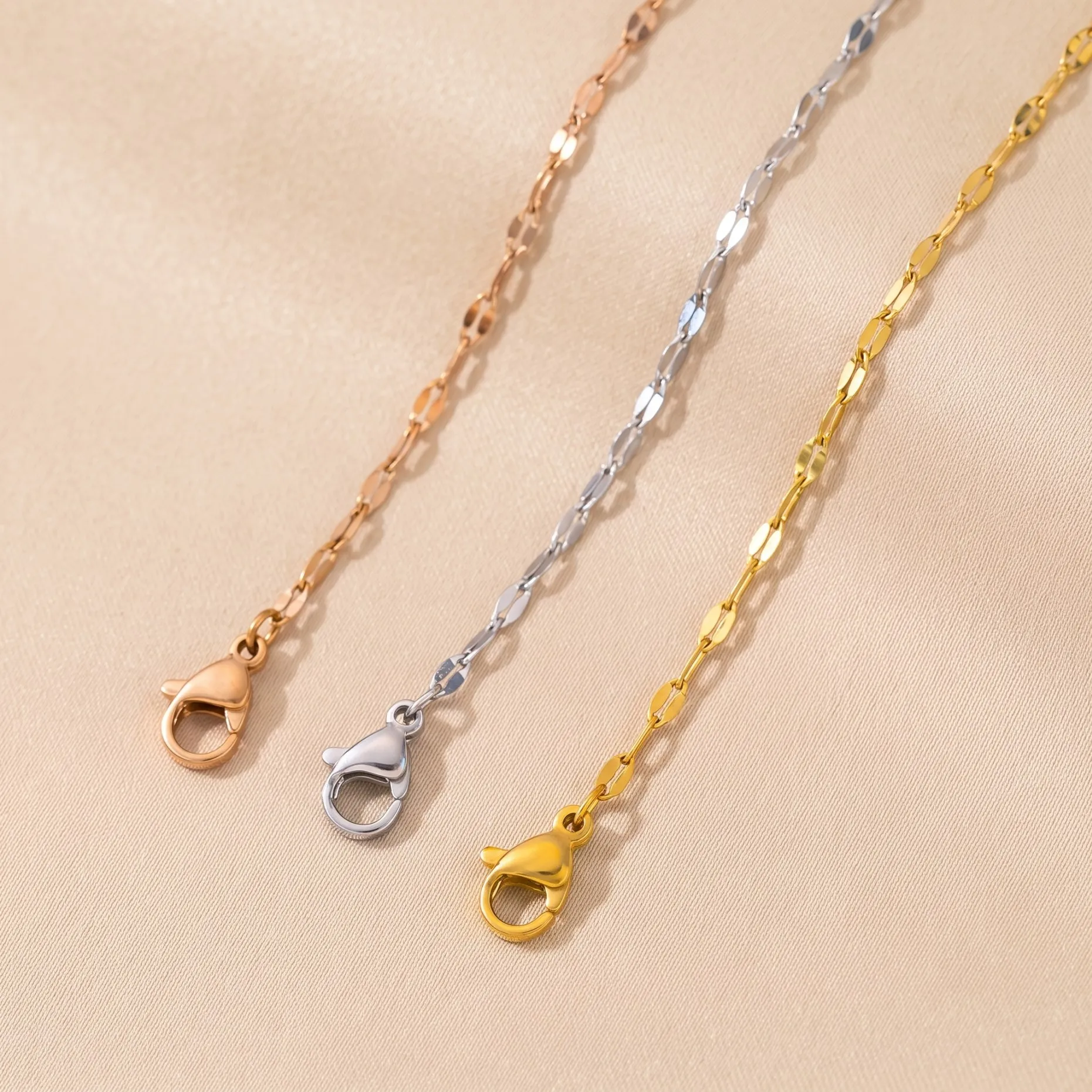10 Stück 2mm Gold Edelstahl Lip-Link-Kette Halskette Großhandel DIY Bastelbedarf Schmuck Minimalistische Choker-Halskette für Damen und Herren – Detail 3