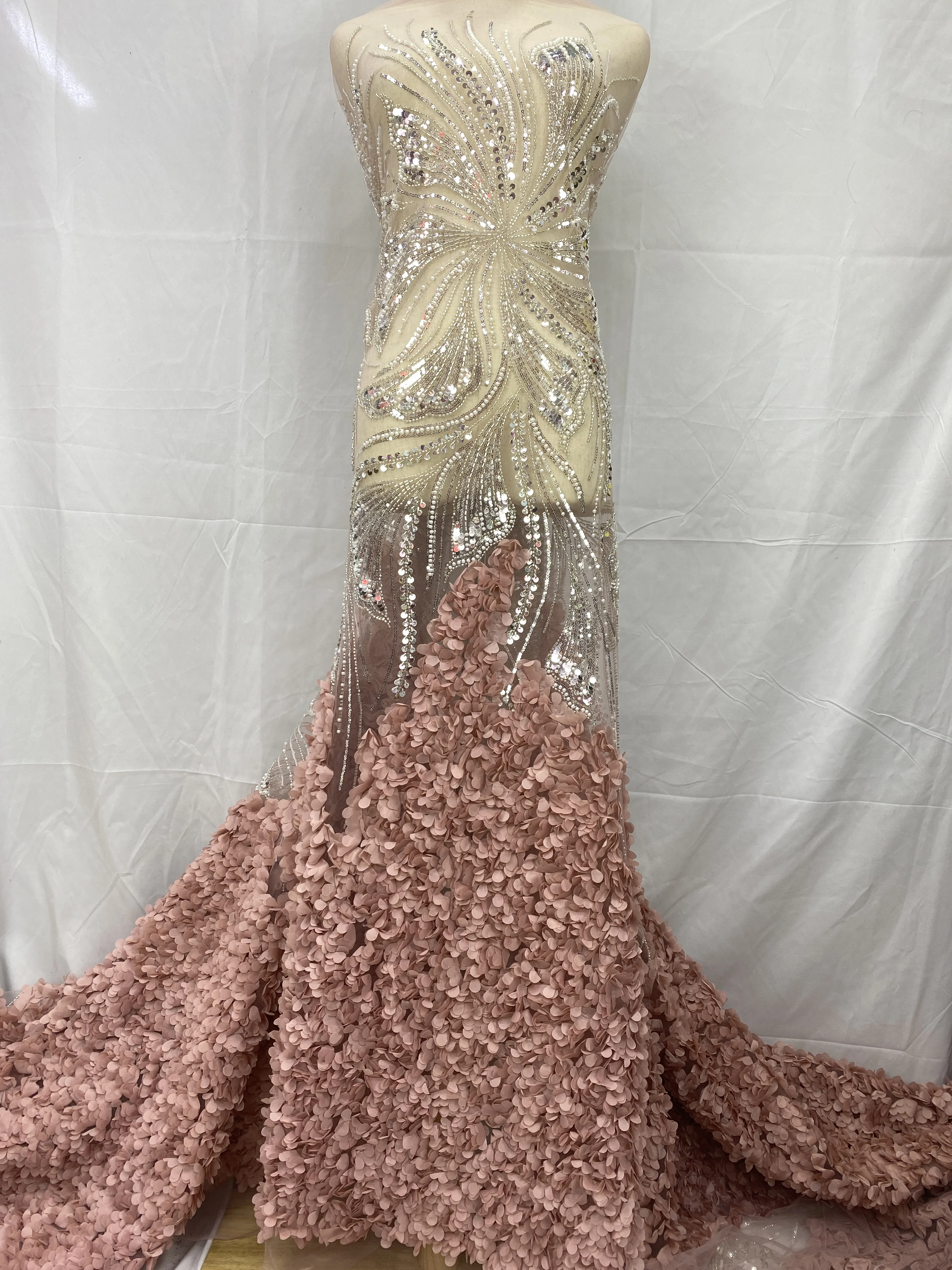 

Африканская кружевная ткань 2025, высокое качество, французская 3D цветочная вышивка, бисер, тюль, кружевная ткань для праздничного платья