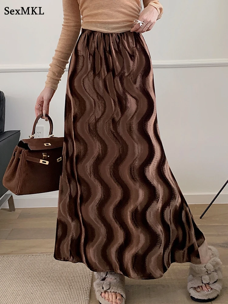 

Elegant Striped Velvet Long Skirts Women Casual High Waist A Line Korean Fashion Clothing Autumn Winter Mid Length Y2k Skirt