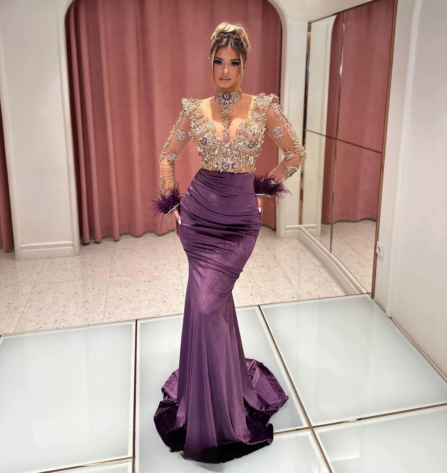 

Long Sleeves Evening Dress Mermaid V-neck Appliques Feather Middle East Saudi Arabia Dubai Robe De Soiree Prom Gown Customized