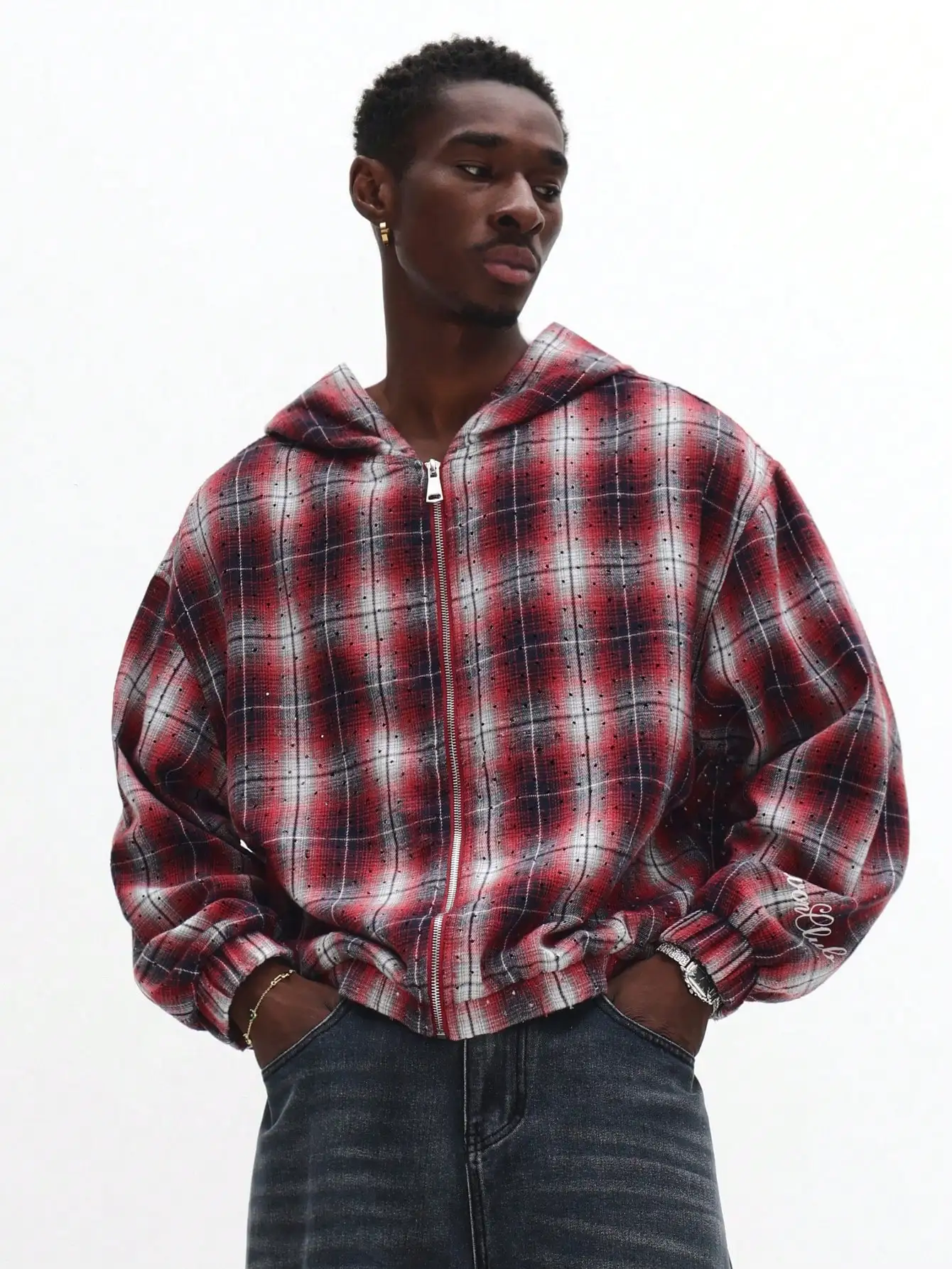 

Красно-черно-белая клетчатая фланелевая куртка на молнии с капюшоном, укороченная, оверсайз, повседневная, в уличном стиле