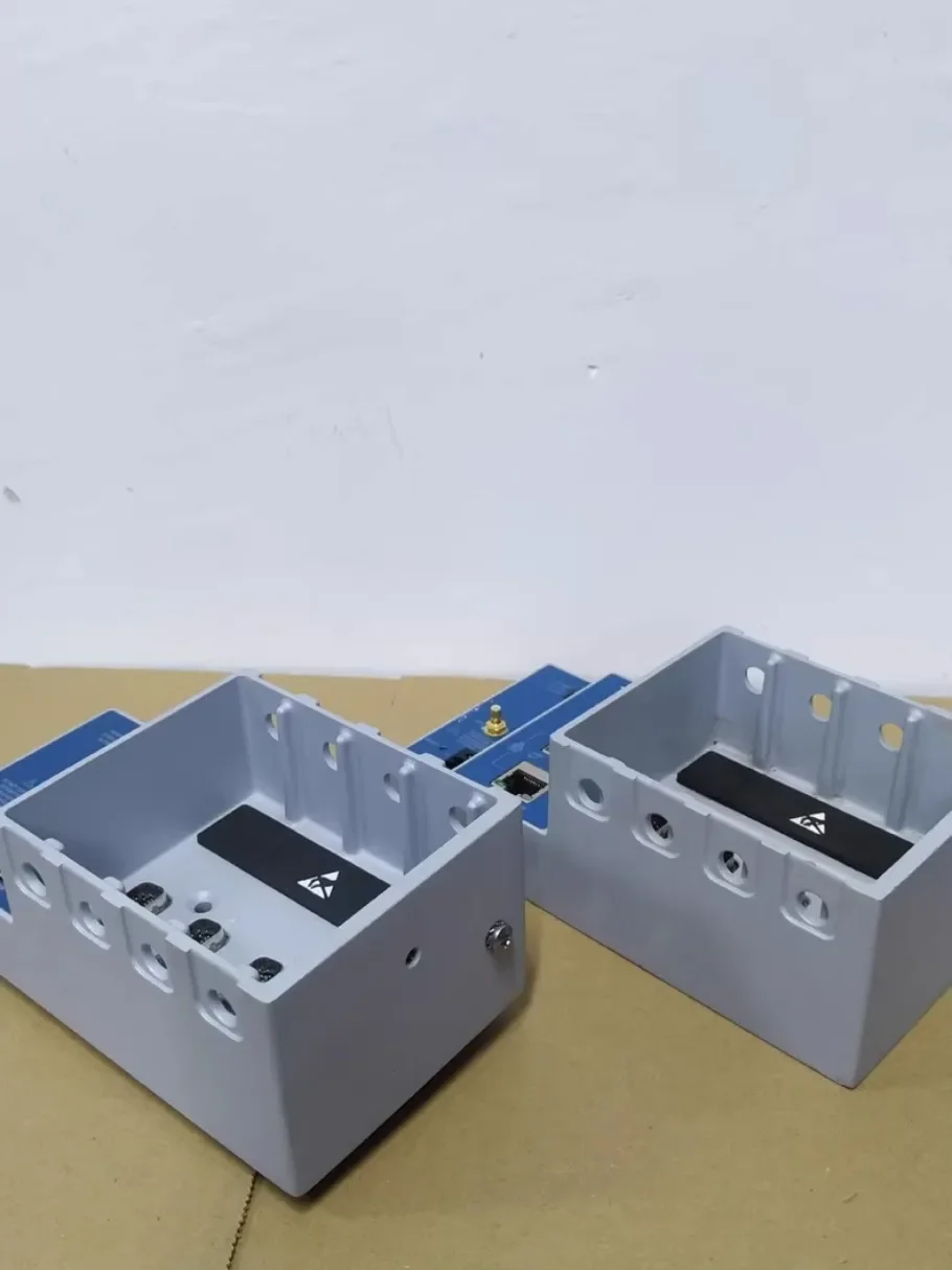 1pcs  NI cDAQ-9184 Ethernet CompactDAQ Chassis, 4-Slot#xhd