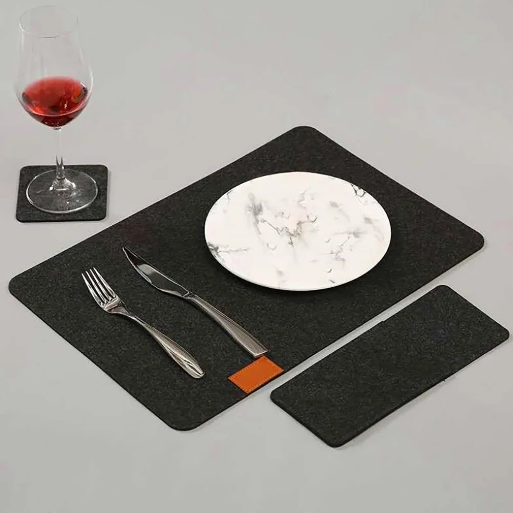 

1Set Felt Place Mat Heat Resistant Placemat Non-Slip Insulated Pad for Cups Pots Tableware Simple Decorative Home Supplies Round
