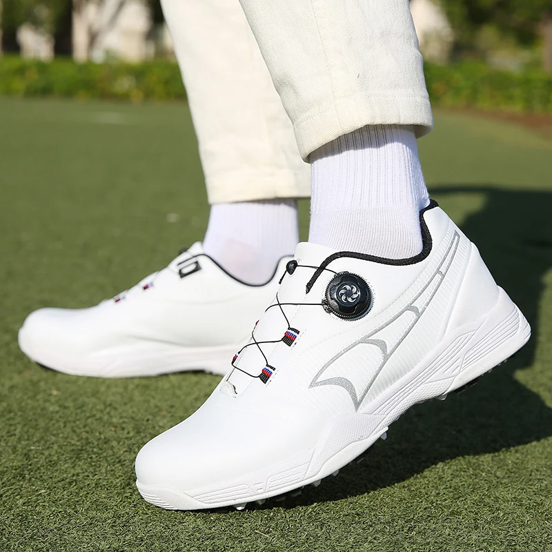 Waterproof Men Golf Shoes Leather Golf Training Sneakers Non-slip Spikeless Golf Sneakers Couple Beginner Golf Athletic Shoes 46