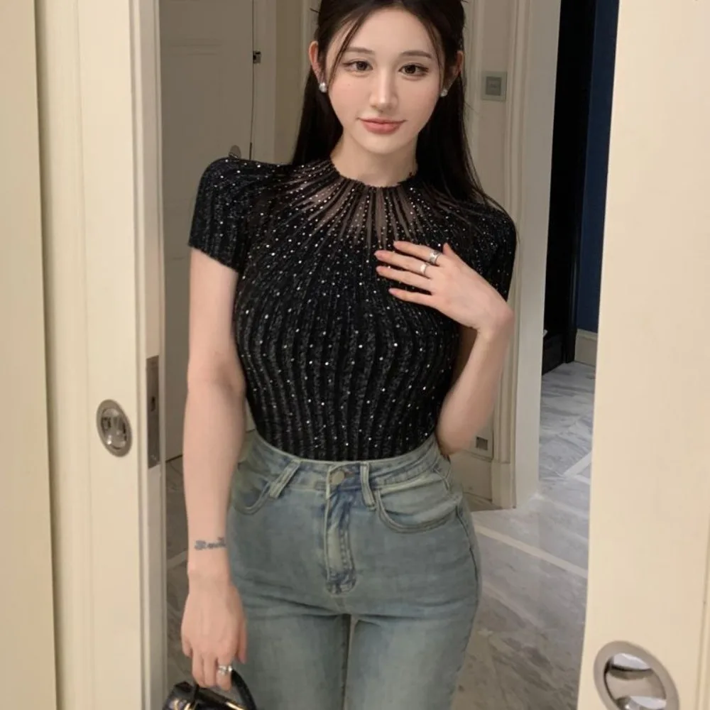 Knitted Diamond-studded Short T-shirt Fashion Round Neck Terylene Hollow Short Sleeves Hugging Slim-fit Cropped Top Women