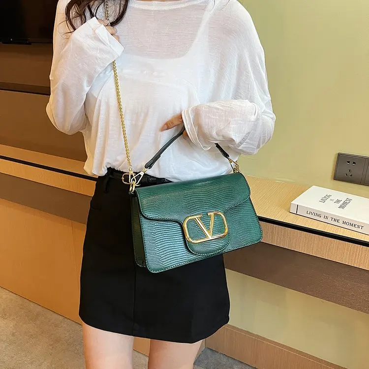 

‌2025 Trendy Women's Shoulder Bag - Elegant Lizard Texture Small Square Bag, Internet Celebrity Foreign Style‌